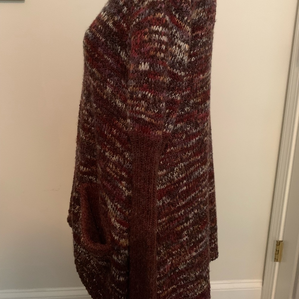 Sweater - Picture 2 of 4